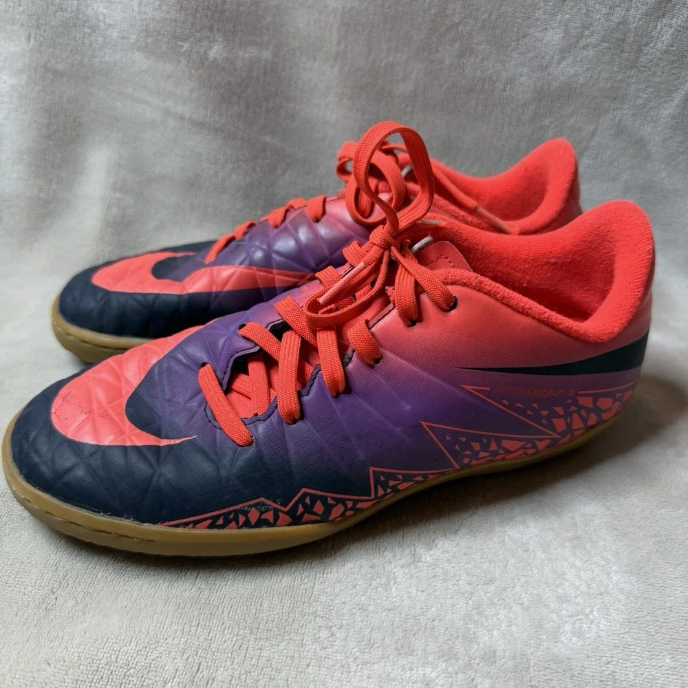 Nike Hypervenom Phelon II‎ IC YOUTH Size 4.5 Indoor Soccer 749920-845